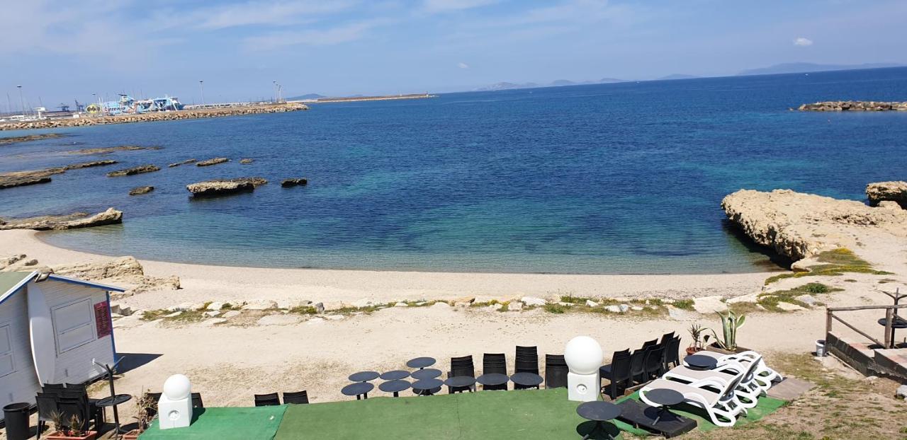 Suite Guesthouse A Pochi Passi Dal Mare Sassari Kültér fotó